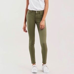 Levi’s 710 Super Skinny Green
